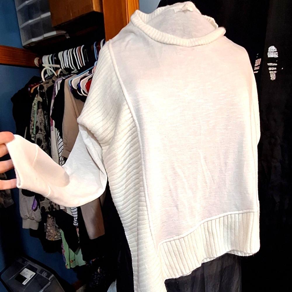 Soft and cozy Maurices off-white asymmetrical sweater size L